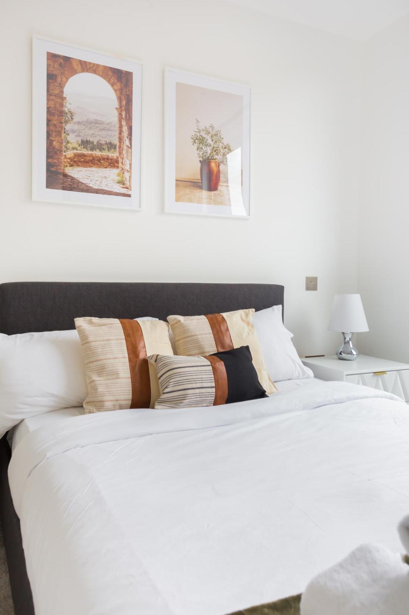 The Vale - Luxury Apartments Londra Esterno foto